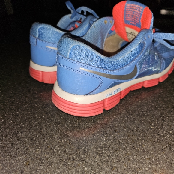 NIKE Dual Fusion woman 8.5 - Picture 5 of 16